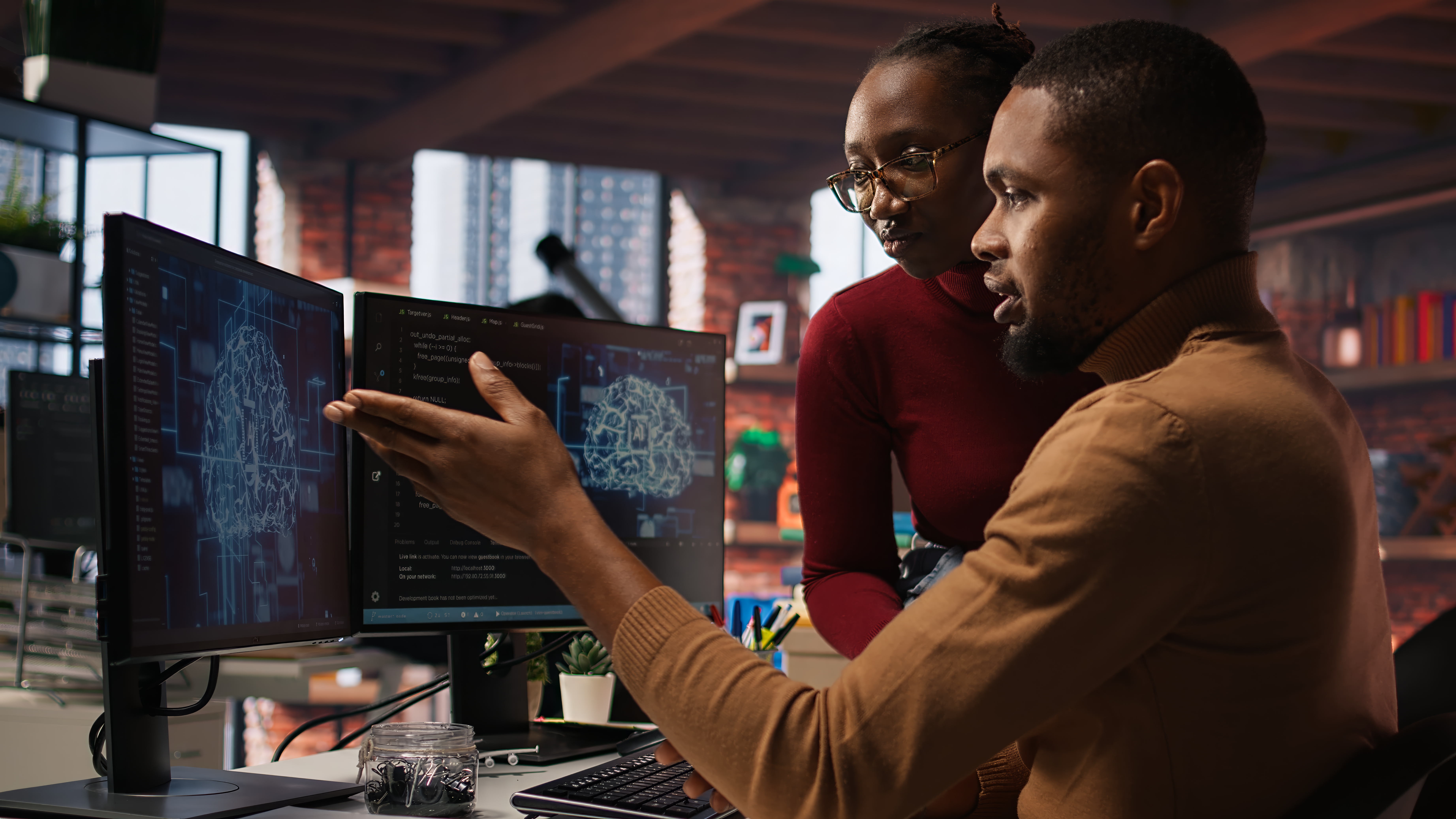 Hackathon social avec des jeunes autour d’ordinateurs