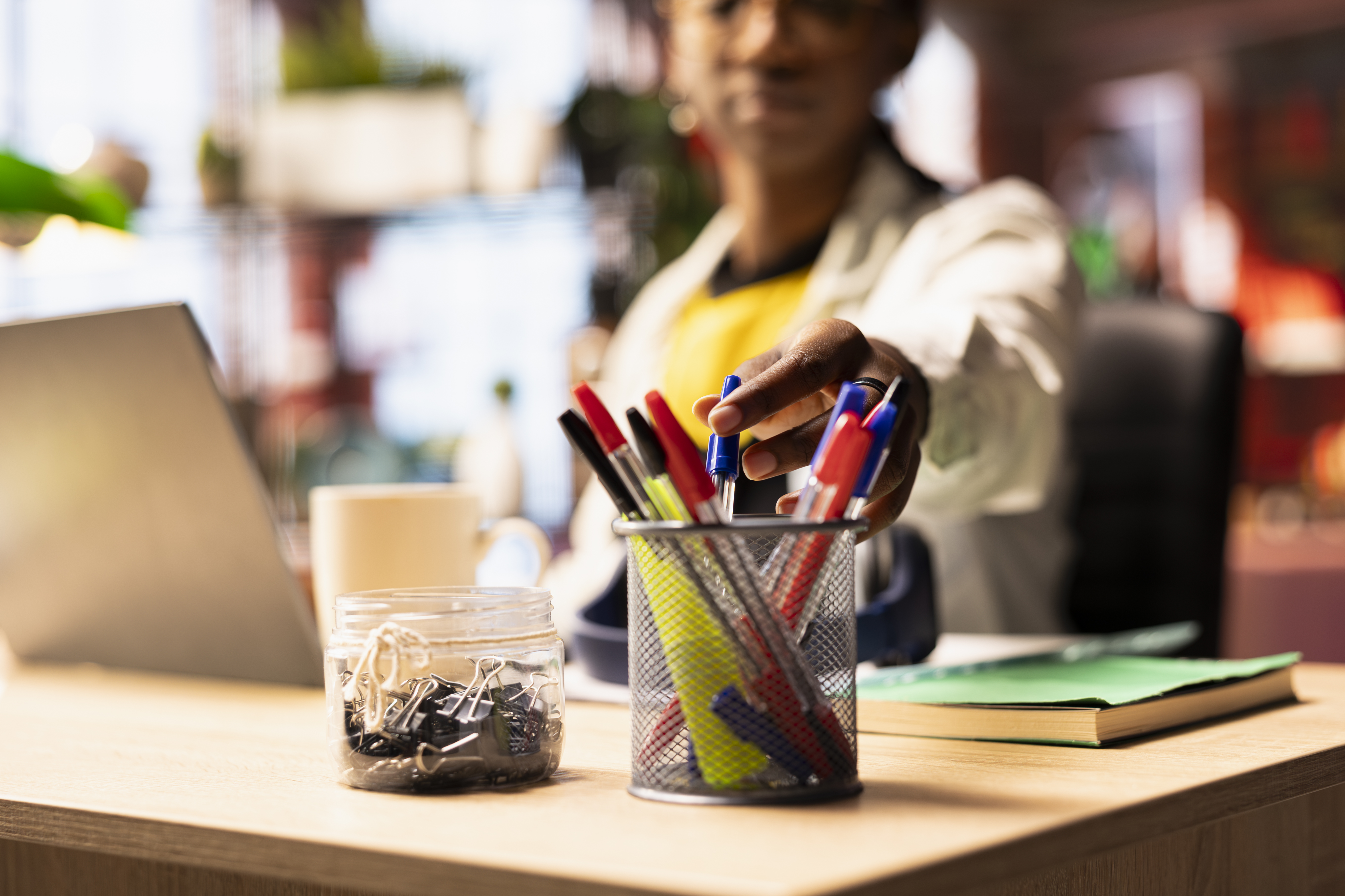 Atelier d’éducation avec des jeunes en salle